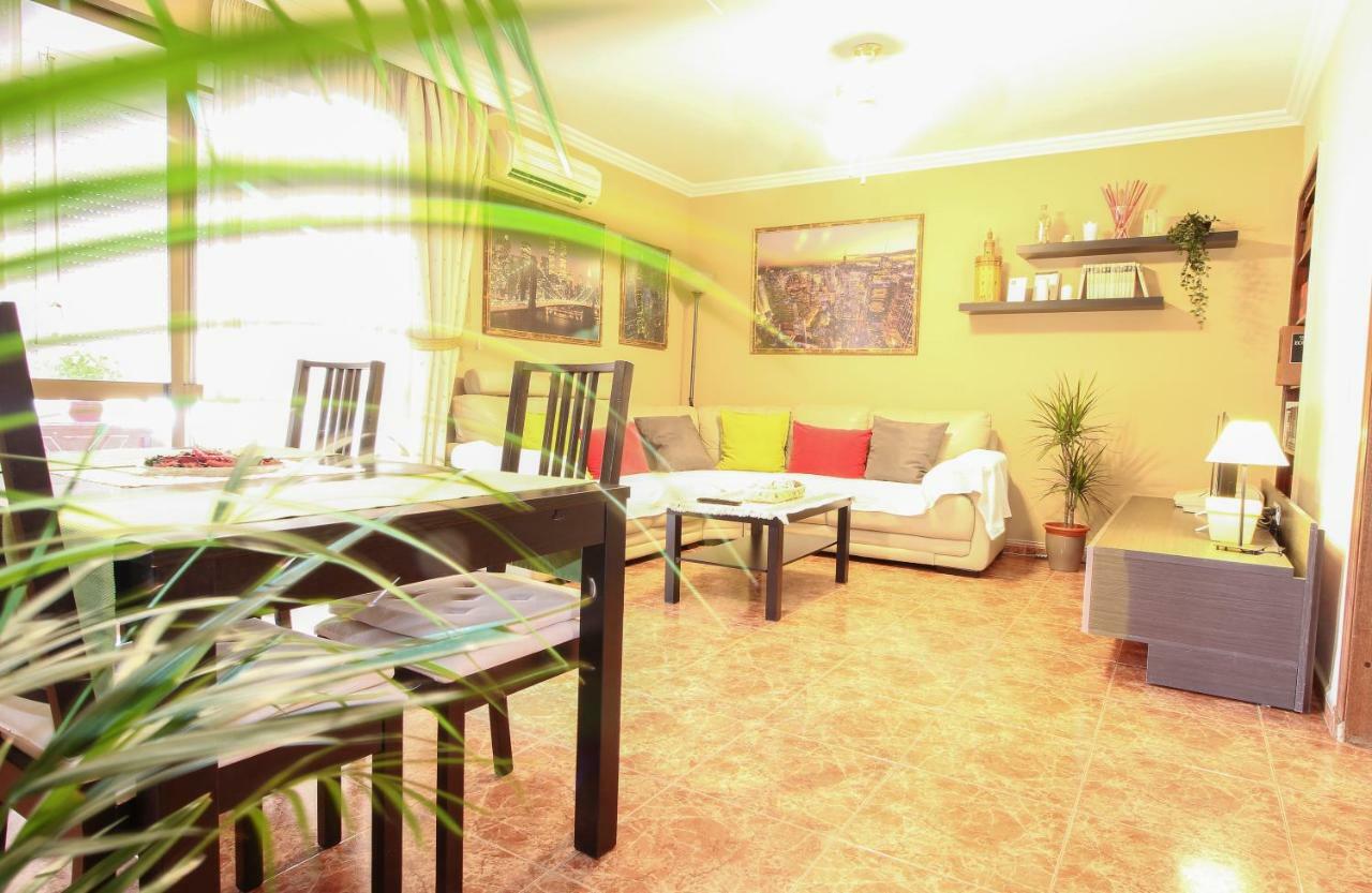 El Apartamento De Trini Sevilla Exteriör bild